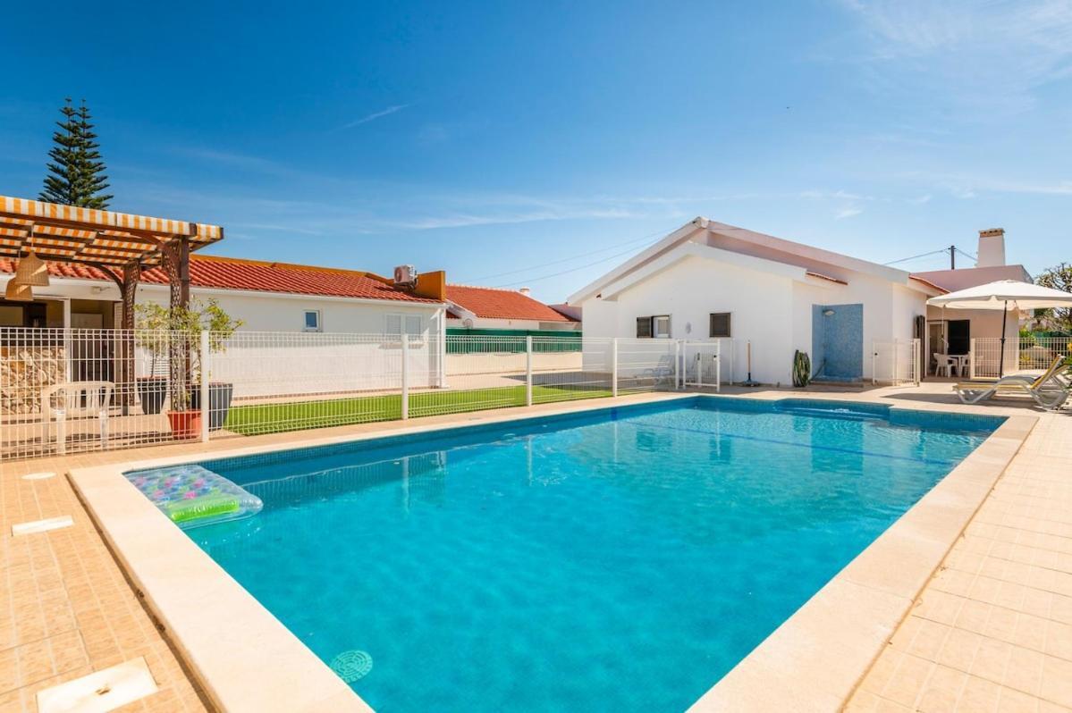 Ferienhaus Solar Do Castelo With Pool